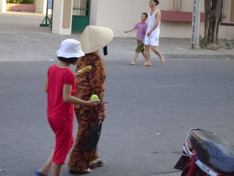 nha trang people 5